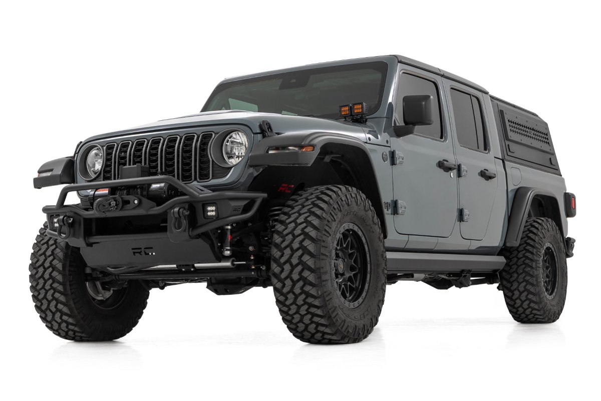 Jeep Gladiator JT Power Running Boards - Rough Country - 6-Inch All-Season Aluminum Boards - '20-'26